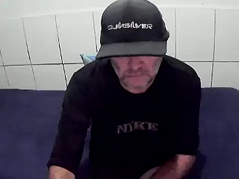 Snapshot of pierdona chatting on 12-22-25, 07:22 pierdona online show from 12-22-25, 07:22