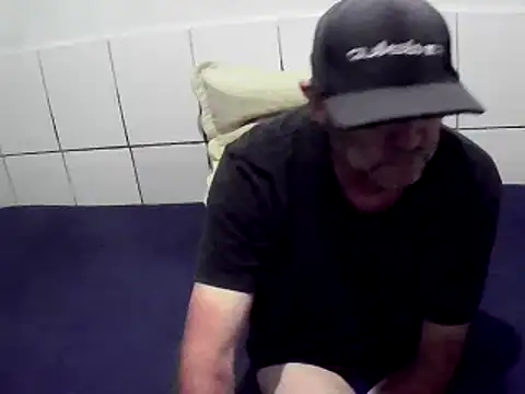 Snapshot of pierdona chatting on 03-14-26, 08:03 pierdona online show from 03-14-26, 08:03