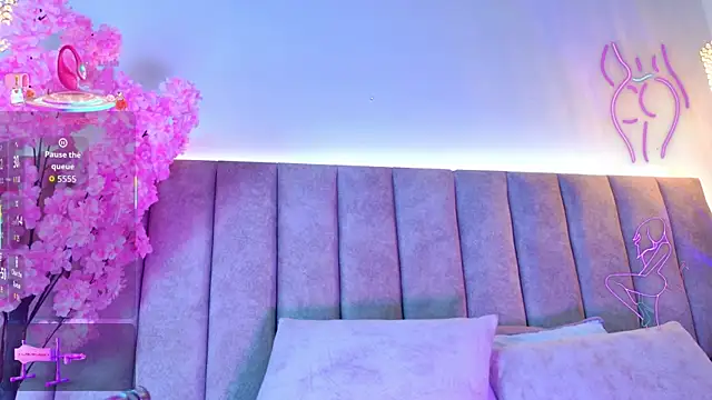 Doyeon Dae online show from 09-20-25, 02:34