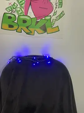 zarai angels online show from 02-17-25, 02:31