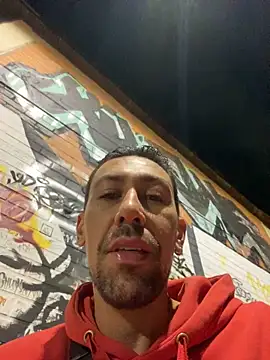 Snapshot of dantedesirexx chatting on 01-25-25, 12:59 dantedesirexx online show from 01-25-25, 12:59