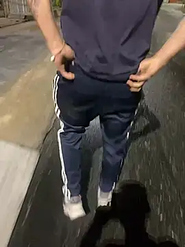 Snapshot of dantedesirexx chatting on 03-05-25, 06:23 dantedesirexx online show from 03-05-25, 06:23