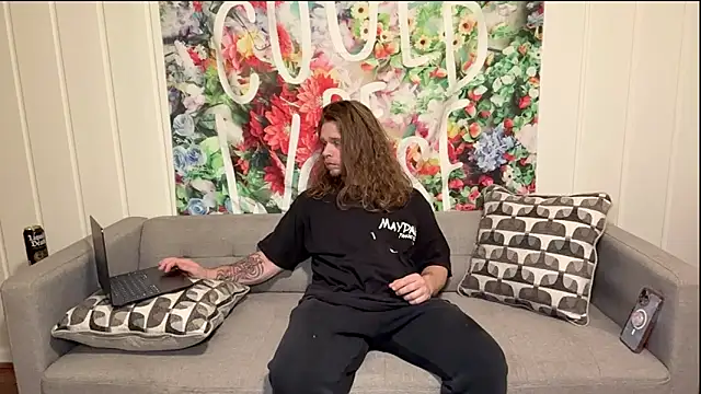 DaddydayDrinkzz online show from 05-19-26, 03:24
