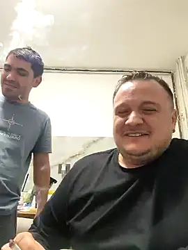 Snapshot of Cristian8409 chatting on 01-01-25, 02:09 Cristian8409 online show from 01-01-25, 02:09