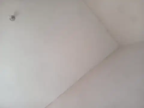 Snapshot of difredis09 chatting on 04-10-26, 01:49 difredis09 online show from 04-10-26, 01:49