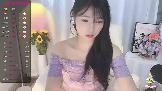 Snapshot of -Jolene-688- chatting on 02-19-25, 04:22 -Jolene-688- online show from 02-19-25, 04:22