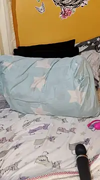 Snapshot of paula_thompson2 chatting on 03-06-25, 11:47 paula thompson2 online show from 03-06-25, 11:47