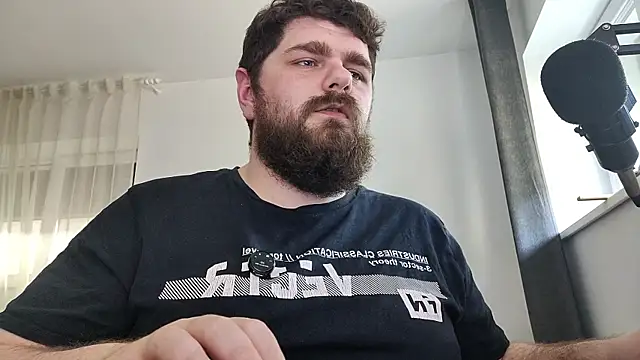 Snapshot of KingMarti chatting on 01-27-25, 11:43 KingMarti online show from 01-27-25, 11:43