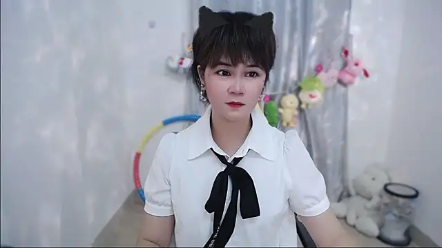 Fan ting online show from 10-04-25, 09:51