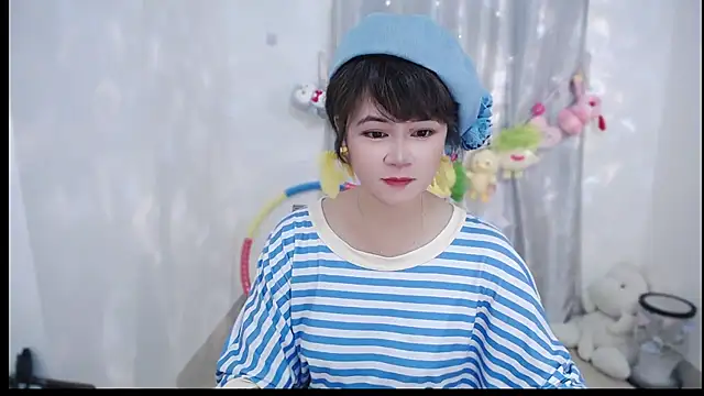 Fan ting online show from 10-07-25, 03:04