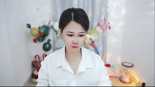 Fan ting online show from 02-15-26, 11:30