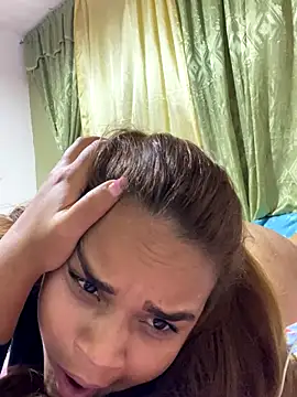 Evabigass online show from 10-24-25, 10:17