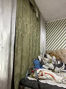 Evabigass online show from 03-18-26, 12:03