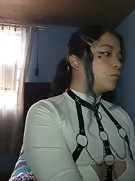 Elvishcassie  online show from 05-22-26, 02:33