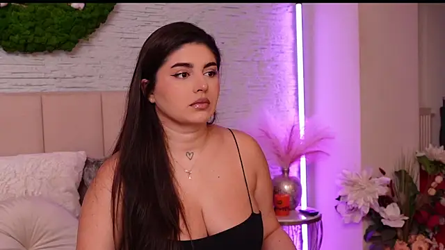 RachelSwaan online show from 10-24-25, 08:44