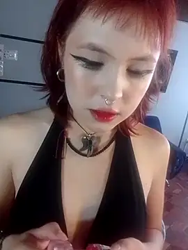 Snapshot of Sweetcatxx chatting on 12-06-24, 07:01 Sweetcatxx online show from 12-06-24, 07:01