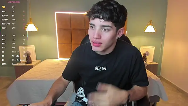 AlejooTwink online show from 10-27-25, 12:58