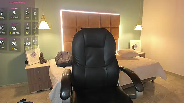 AlejooTwink online show from 11-24-25, 01:38