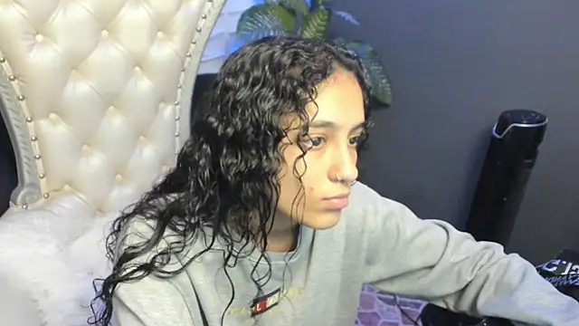 Layla 707 online show from 09-21-25, 11:50