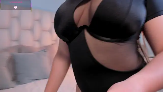 Snapshot of charlotte_borbom chatting on 09-30-25, 06:24 charlotte borbom online show from 09-30-25, 06:24