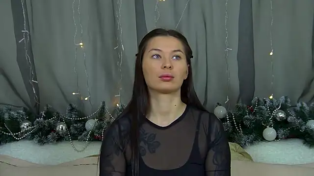 Snapshot of AlexandraBloom chatting on 12-04-25, 06:38 AlexandraBloom online show from 12-04-25, 06:38