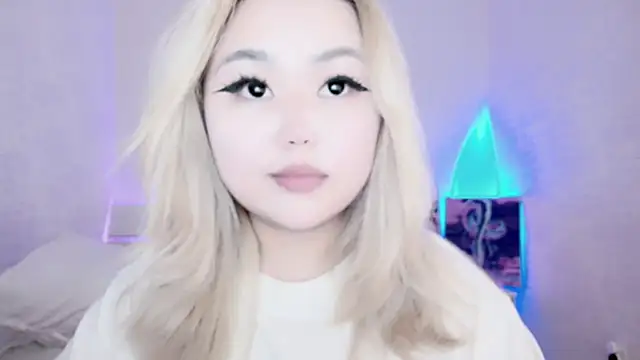 amelia sunlight online show from 12-13-24, 03:27