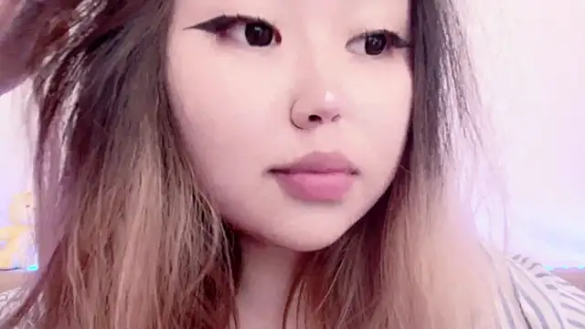 amelia sunlight online show from 04-01-26, 12:33