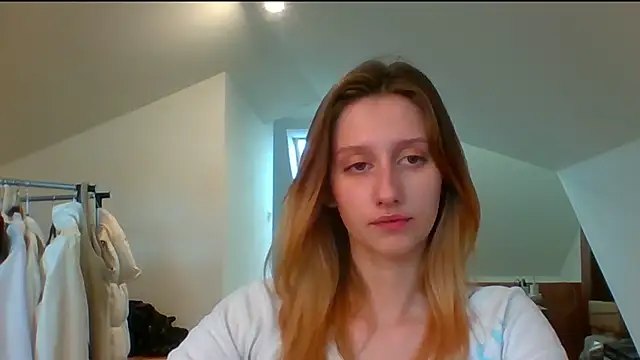 Snapshot of LUNA_delight chatting on 01-03-25, 11:14 LUNA delight online show from 01-03-25, 11:14