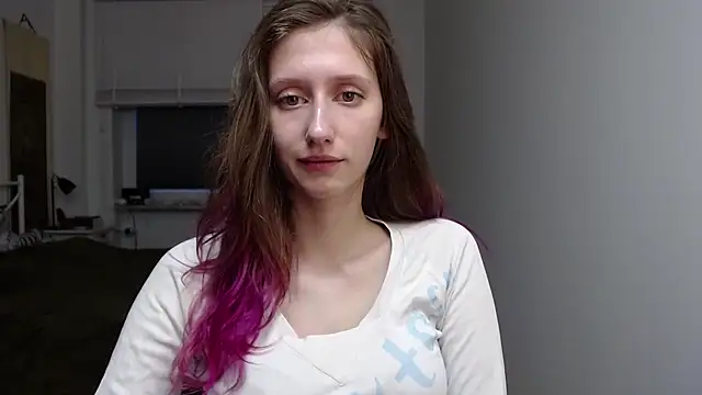 Snapshot of LUNA_delight chatting on 11-10-25, 06:23 LUNA delight online show from 11-10-25, 06:23