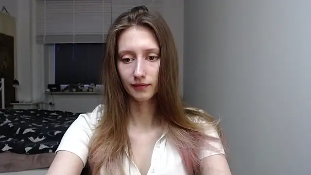 Snapshot of LUNA_delight chatting on 02-04-26, 06:30 LUNA delight online show from 02-04-26, 06:30