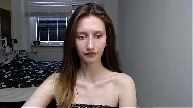 Snapshot of LUNA_delight chatting on 03-23-26, 06:39 LUNA delight online show from 03-23-26, 06:39