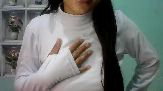 Snapshot of nanhi_munni chatting on 12-02-25, 01:33 nanhi munni online show from 12-02-25, 01:33