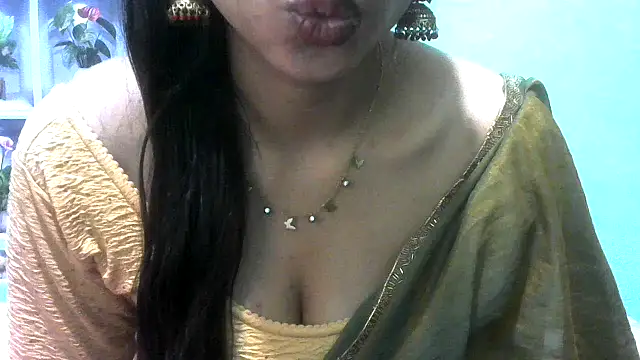 Snapshot of nanhi_munni chatting on 01-13-26, 02:06 nanhi munni online show from 01-13-26, 02:06