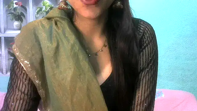 Snapshot of nanhi_munni chatting on 02-10-26, 01:37 nanhi munni online show from 02-10-26, 01:37