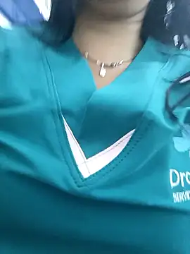 Megan jennerr online show from 01-15-26, 03:38