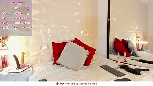 Snapshot of Miranda_Foxx chatting on 01-22-25, 01:10 Miranda Foxx online show from 01-22-25, 01:10