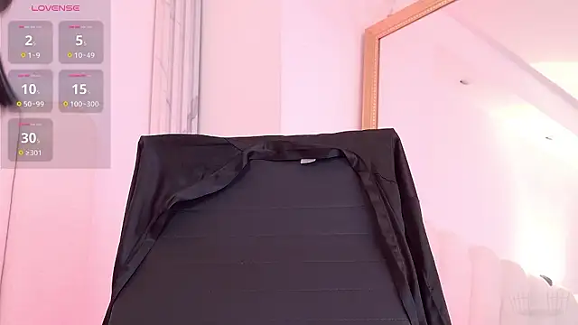 Alice noir online show from 03-29-26, 06:52