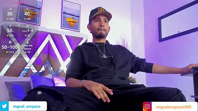 Snapshot of _miguel0 chatting on 10-14-25, 08:20 miguel0 online show from 10-14-25, 08:20