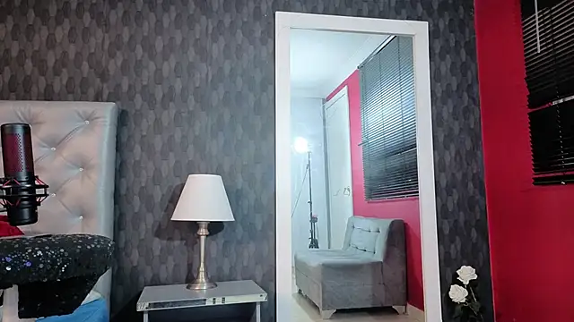 Cristopher23  online show from 09-11-25, 08:09