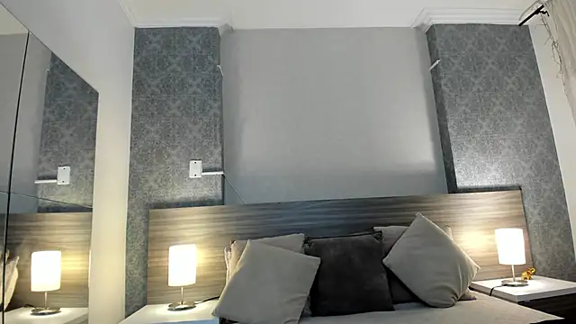 Mistyca online show from 10-18-25, 10:38