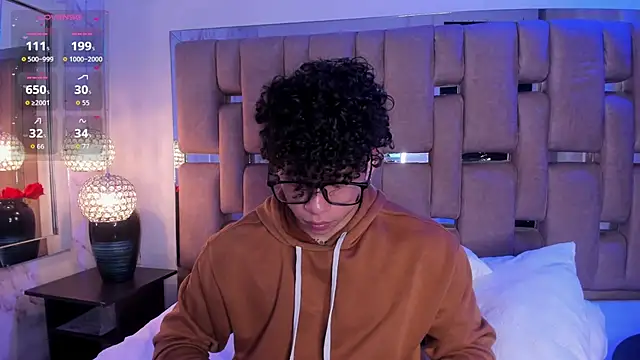 AkazaBoy  online show from 11-23-25, 04:45