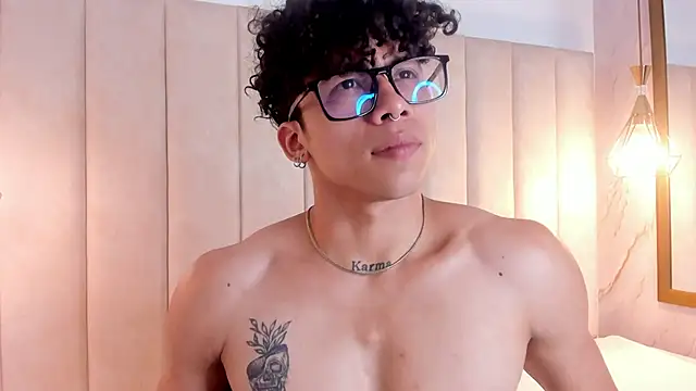 AkazaBoy  online show from 11-27-25, 04:36