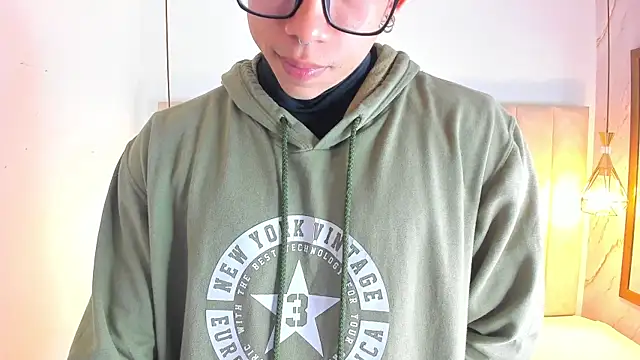 AkazaBoy  online show from 11-28-25, 03:53