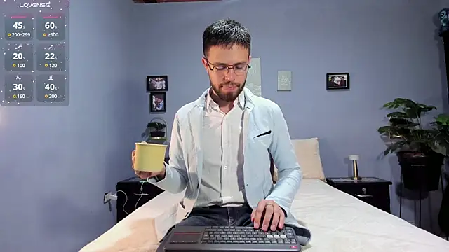 ETHAN ADAM online show from 02-10-25, 07:38