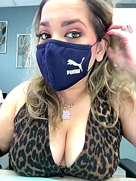 famous indian girl online show from 09-19-25, 05:02