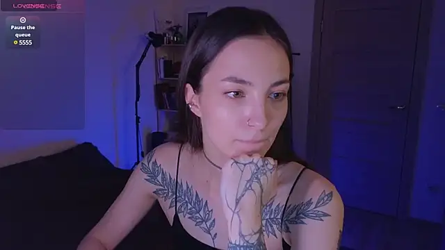 Snapshot of Space_X_Roxy_ chatting on 12-01-24, 07:58 Space X Roxy  online show from 12-01-24, 07:58