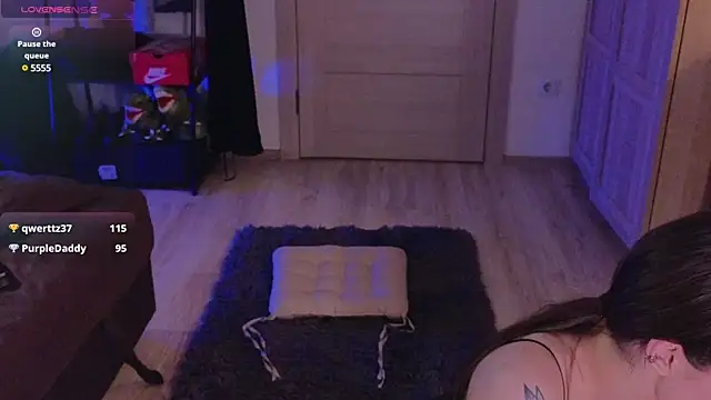 Snapshot of Space_X_Roxy_ chatting on 12-01-24, 11:04 Space X Roxy  online show from 12-01-24, 11:04