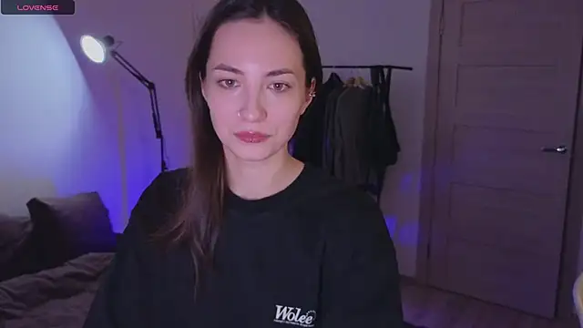 Snapshot of Space_X_Roxy_ chatting on 12-09-24, 03:44 Space X Roxy  online show from 12-09-24, 03:44