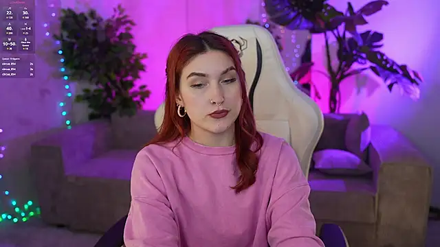 Snapshot of Magnetic_Mia_ chatting on 02-15-25, 07:39 Magnetic Mia online show from 02-15-25, 07:39