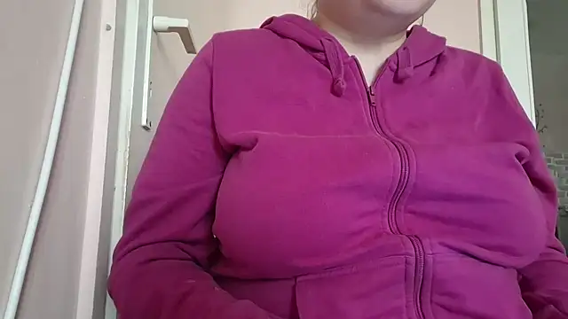 AalinnaK online show from 12-13-24, 09:57